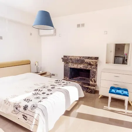 Bellapais Apartament