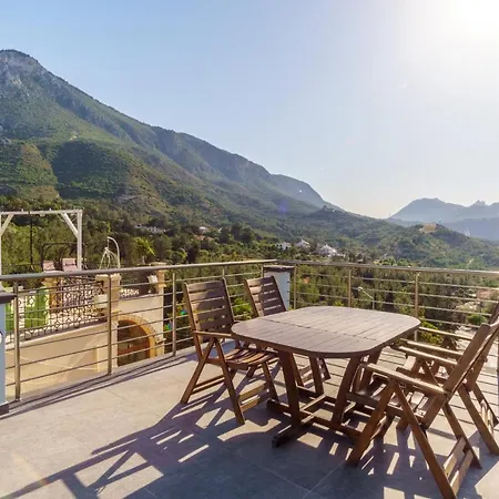 Bellapais * كيرينيا